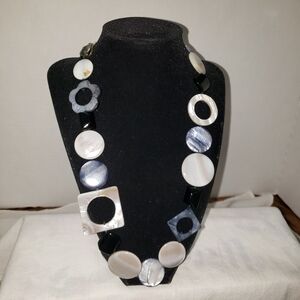 Vintage Black Glass and Mother of Pearl Inlay Necklace